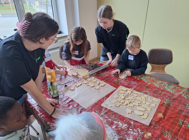 fWeihnachtsbaeckerei__2_.jpg